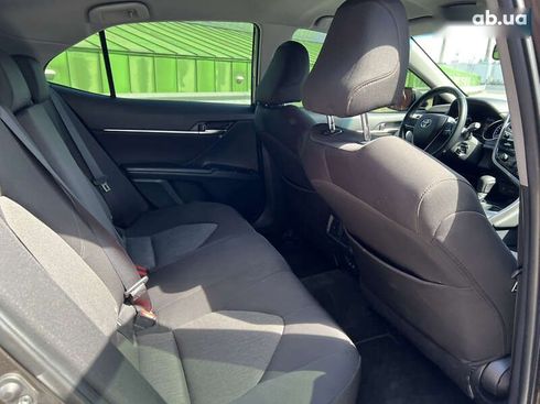 Toyota Camry 2019 - фото 29