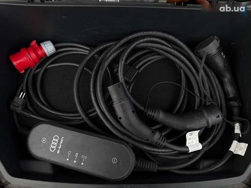 Audi E-Tron 2021 - фото 28