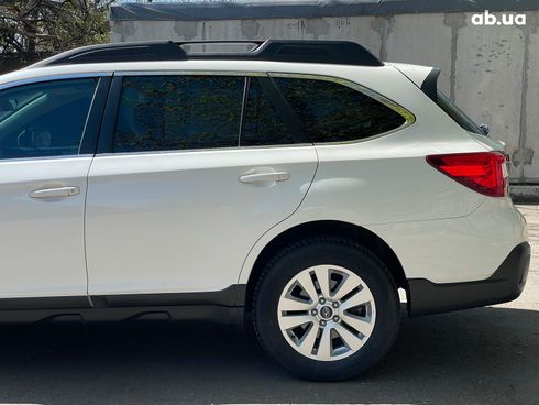 Subaru Outback 2018 белый - фото 10