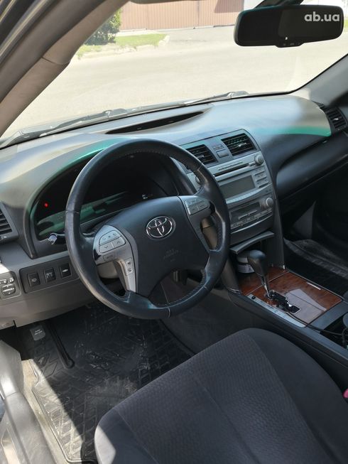 Toyota Camry 2010 черный - фото 5