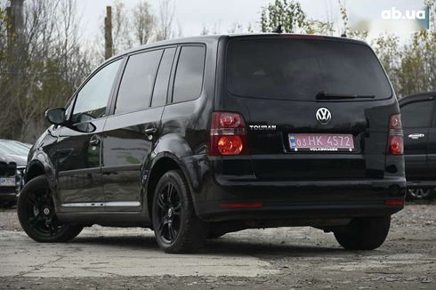 Volkswagen Touran 2009 - фото 8