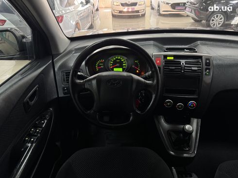 Hyundai Tucson 2009 черный - фото 6