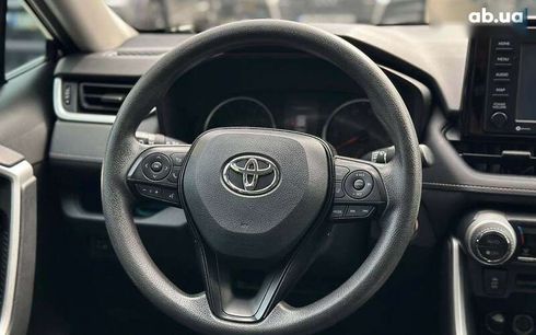 Toyota RAV4 2020 - фото 12