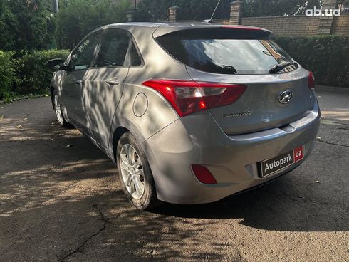 Hyundai Elantra 2014 серый - фото 7