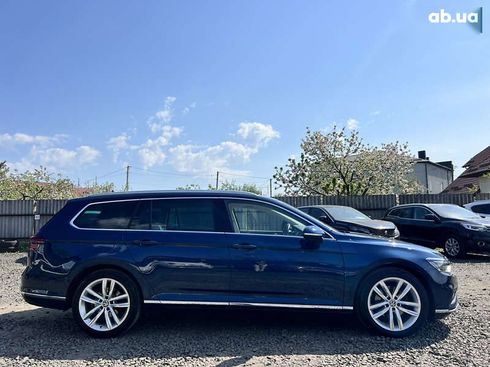 Volkswagen Passat 2022 - фото 9