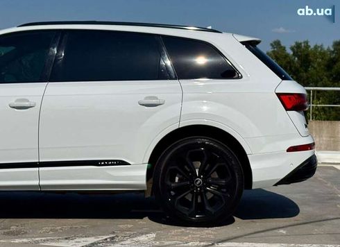 Audi Q7 2021 - фото 8