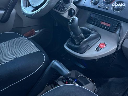 Renault Kangoo 2010 белый - фото 32