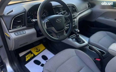 Hyundai Elantra 2016 - фото 9