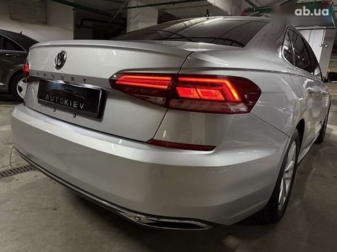Volkswagen Passat 2020 - фото 11