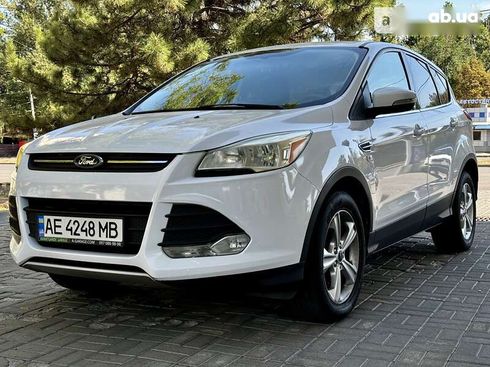 Ford Escape 2012 - фото 4