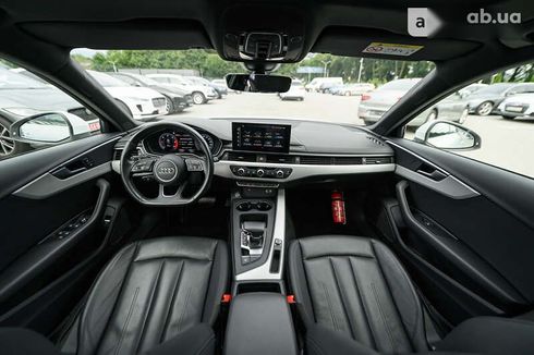 Audi A4 2019 - фото 19