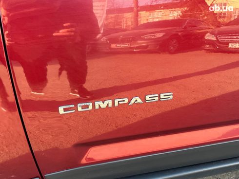 Jeep Compass 2016 красный - фото 11