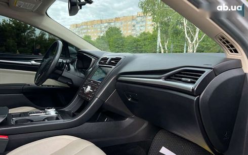 Ford Fusion 2018 - фото 10