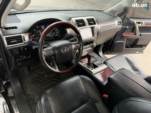 Lexus GX 2013 - фото 26