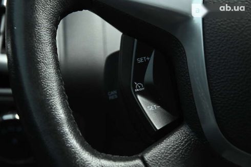 Ford Focus 2013 - фото 16