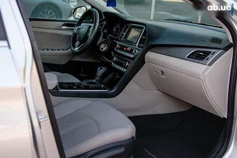 Hyundai Sonata 2018 - фото 25