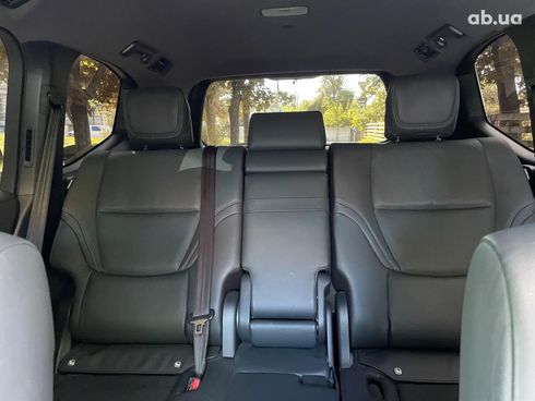 Toyota Land Cruiser 2021 серый - фото 27