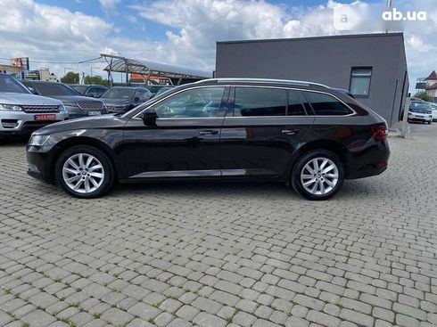 Skoda Superb 2019 - фото 2