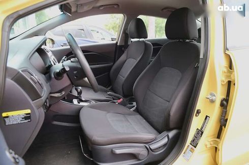 Kia Rio 2015 - фото 7