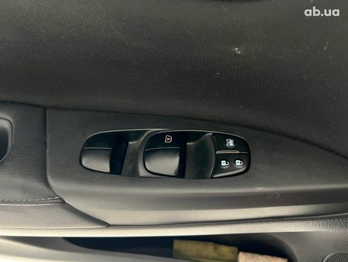 Nissan Sentra 2018 серый - фото 16