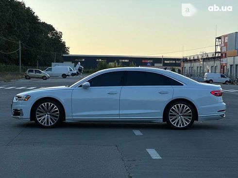 Audi A8 2018 - фото 11