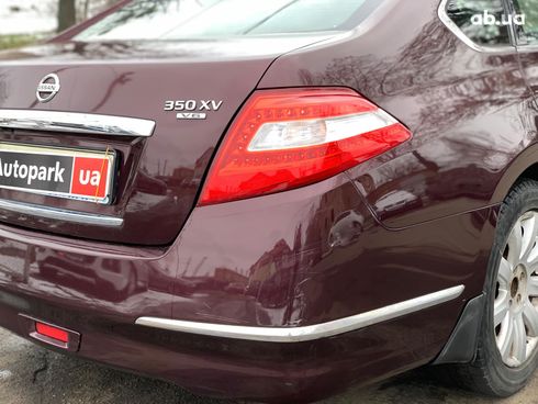 Nissan Teana 2010 красный - фото 35