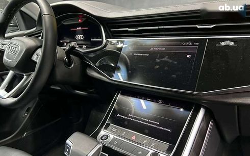 Audi Q8 2023 - фото 16
