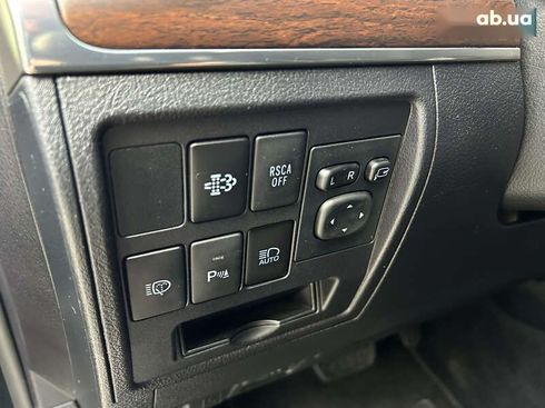 Toyota Land Cruiser 2016 - фото 25