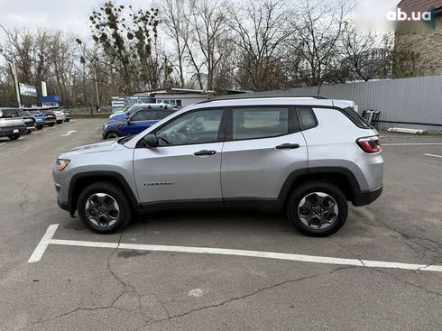 Jeep Compass 2018 - фото 6