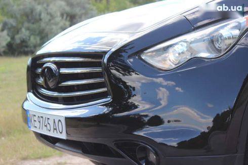 Infiniti QX70 2017 - фото 14