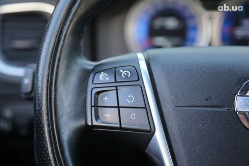 Volvo V60 2012 - фото 17