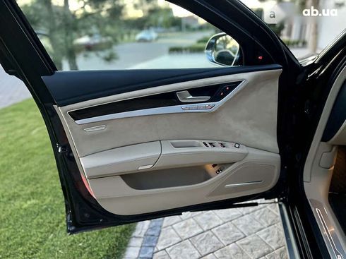 Audi A8 2015 - фото 29