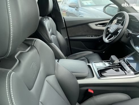 Audi Q8 2020 - фото 24
