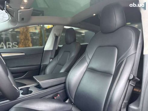 Tesla Model 3 2022 - фото 15