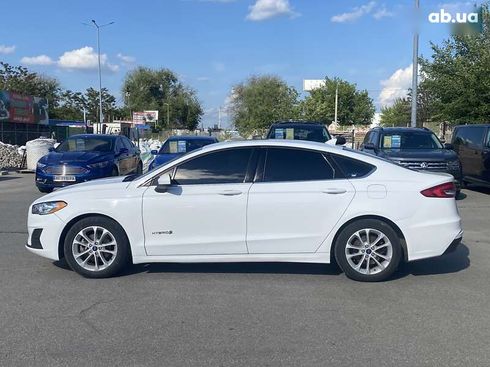 Ford Fusion 2019 - фото 10