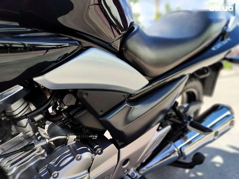 Suzuki GSR 2016 - фото 4