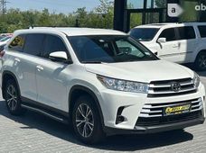 Продаж вживаних Toyota Highlander 2018 року - купити на Автобазарі