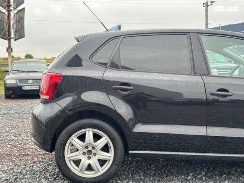 Volkswagen Polo 2011 черный - фото 9