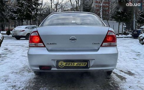 Nissan Almera 2011 - фото 6