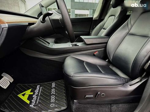 Tesla Model Y 2022 - фото 19