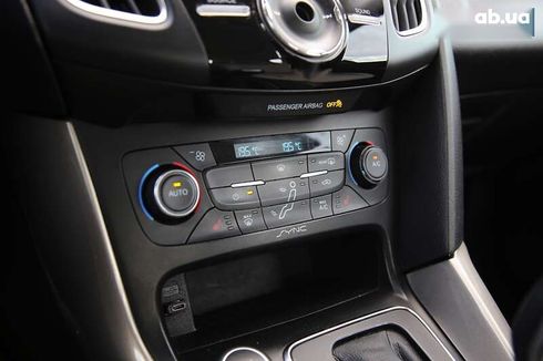 Ford Focus 2015 - фото 18