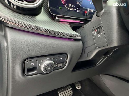 Mercedes-Benz V-Класс 2025 - фото 19