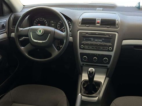 Skoda Octavia 2012 - фото 17
