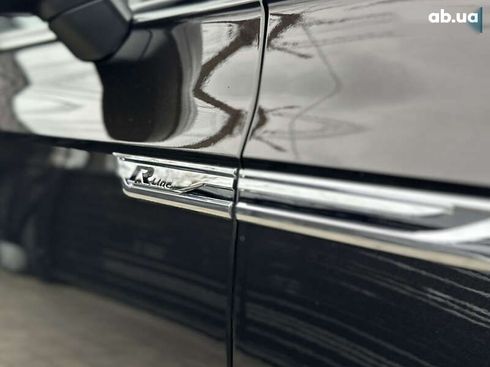 Volkswagen Touareg 2019 - фото 17