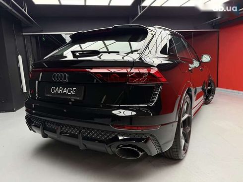 Audi RS Q8 2025 - фото 14