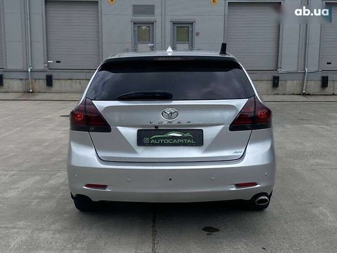 Toyota Venza 2010 - фото 13
