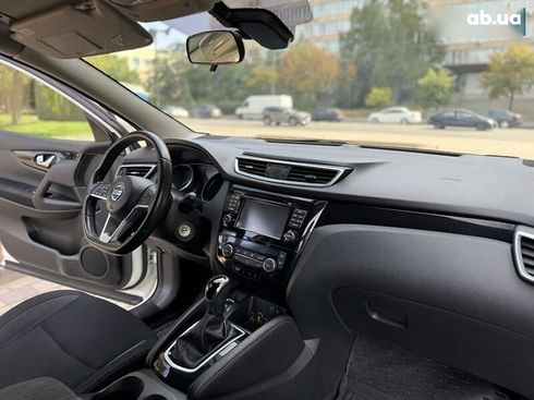Nissan Qashqai 2018 - фото 24