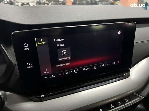 Skoda Octavia 2021 - фото 25
