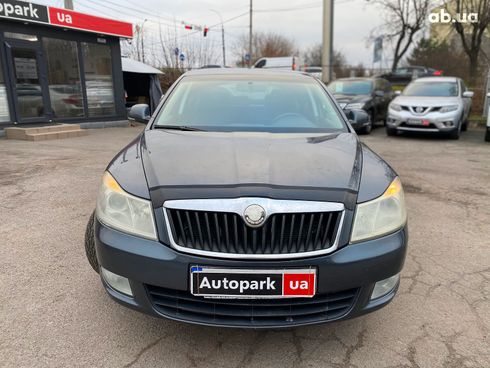 Skoda Octavia 2010 серый - фото 2