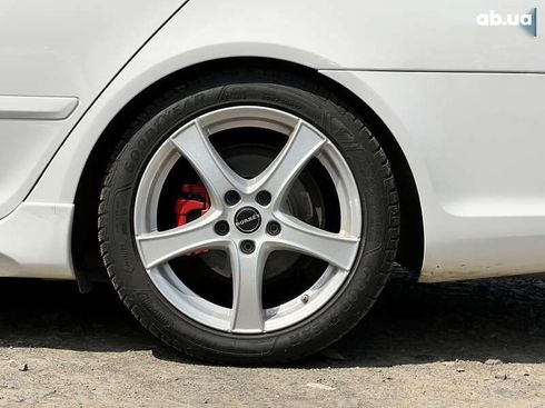 Skoda Octavia 2012 - фото 18